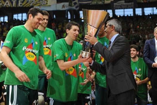 dimitris-diamantidis-panathinaikos-athens-champ-final-four-barcelona-2011-eb10