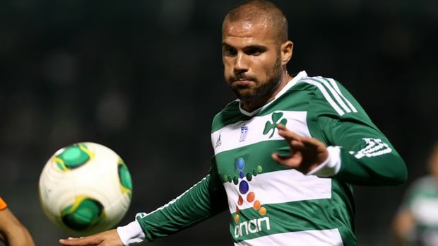 Στο πλευρό του Βιλανόβα ο Νάνο | panathinaikos24.gr Στο πλευρό του Βιλανόβα ο Νάνο | panathinaikos24.gr