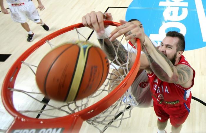 4Χ4 η Σερβία με εκπληκτικό Ραντούλιτσα! | panathinaikos24.gr 4Χ4 η Σερβία με εκπληκτικό Ραντούλιτσα! | panathinaikos24.gr
