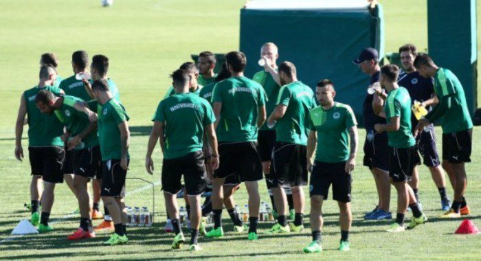 Επίσκεψη της «Θύρας 13» στην προπόνηση | panathinaikos24.gr Επίσκεψη της «Θύρας 13» στην προπόνηση | panathinaikos24.gr