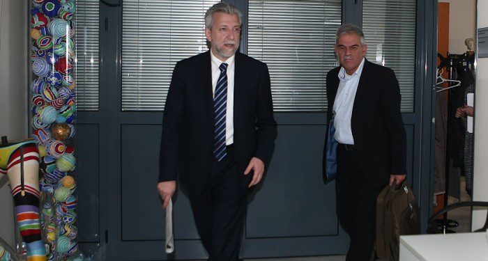 Βόμβες Κοντονή για Μαρινάκη: «Δεν αγαπάει απλώς τη Νέα Δημοκρατία, τη χρηματοδοτεί»! (vid) | panathinaikos24.gr Βόμβες Κοντονή για Μαρινάκη: «Δεν αγαπάει απλώς τη Νέα Δημοκρατία, τη χρηματοδοτεί»! (vid) | panathinaikos24.gr