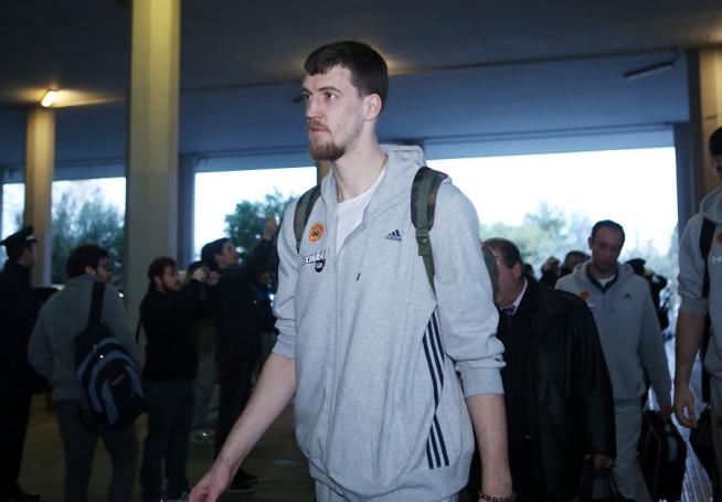 Είπαν αντίο… Πάβλοβιτς και Κούζμιτς | panathinaikos24.gr Είπαν αντίο… Πάβλοβιτς και Κούζμιτς | panathinaikos24.gr