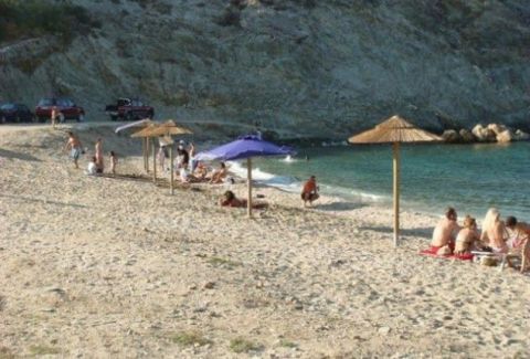 Ποιες παραλίες στην Αττική είναι ακατάλληλες για μπάνιο
