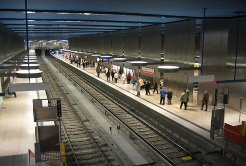 Κόκκινος συναγερμός στο Μόναχο: Δεύτερη επιχείρηση η αστυνομία στο Μετρό!