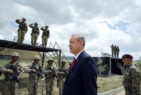 Συναγερμός για νέο πραξικόπημα στην Τουρκία!