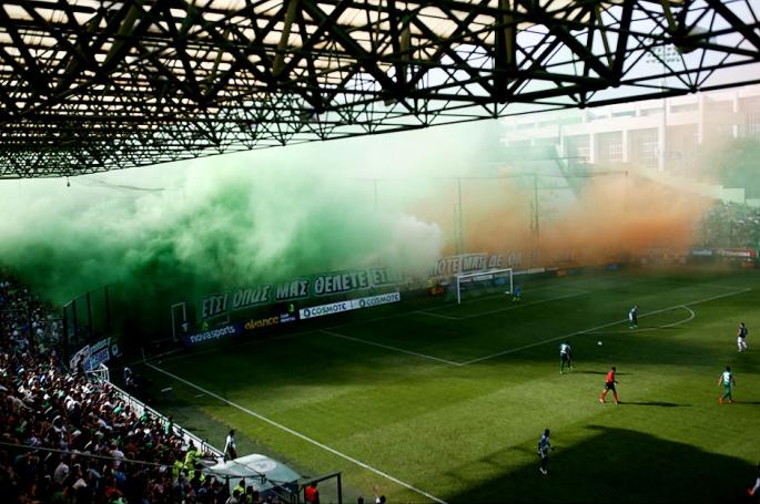 Η στιγμή που πήρε… φωτιά η Λεωφόρος (Vid) | panathinaikos24.gr Η στιγμή που πήρε… φωτιά η Λεωφόρος (Vid) | panathinaikos24.gr