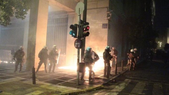 Τους πιάνουν: H αστυνομία μέσω… Facebook πλησιάζει τους δράστες για το μαχαίρωμα στην γυναίκα οπαδό | panathinaikos24.gr Τους πιάνουν: H αστυνομία μέσω… Facebook πλησιάζει τους δράστες για το μαχαίρωμα στην γυναίκα οπαδό | panathinaikos24.gr
