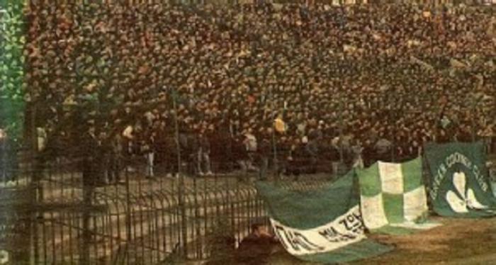 ΡΕΤΡΟ: Η Θυρα 13 στη Λεωφόρο το 1982! (vid) | panathinaikos24.gr ΡΕΤΡΟ: Η Θυρα 13 στη Λεωφόρο το 1982! (vid) | panathinaikos24.gr