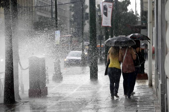Στην δίνη της κακοκαιρίας πολλές περιοχές της Ελλάδας – Η πρόγνωση για τις επόμενες μέρες (vid) | panathinaikos24.gr Στην δίνη της κακοκαιρίας πολλές περιοχές της Ελλάδας – Η πρόγνωση για τις επόμενες μέρες (vid) | panathinaikos24.gr