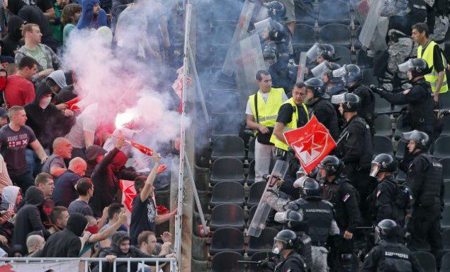 Σοβαρά επεισόδια με οπαδούς του Ερυθρού Αστέρα (vid, pics)