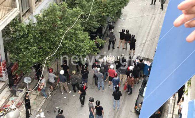 Άγρια επεισόδια με ξύλο έξω από το Χημείο! (pics & vid) | panathinaikos24.gr Άγρια επεισόδια με ξύλο έξω από το Χημείο! (pics & vid) | panathinaikos24.gr