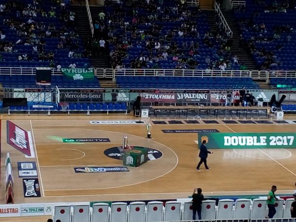 Στο παρκέ του ΟΑΚΑ οι κούπες! (pics) | panathinaikos24.gr Στο παρκέ του ΟΑΚΑ οι κούπες! (pics) | panathinaikos24.gr
