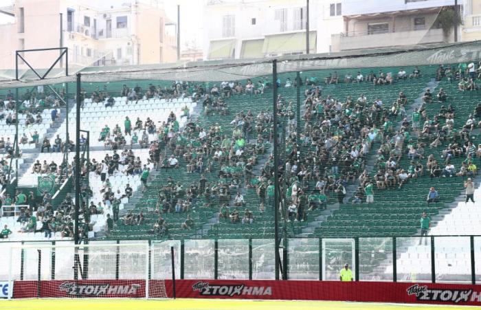 Αποδοκιμασίες κατά Αλαφούζου και ΠΑΕ στη Λεωφόρο | panathinaikos24.gr Αποδοκιμασίες κατά Αλαφούζου και ΠΑΕ στη Λεωφόρο | panathinaikos24.gr