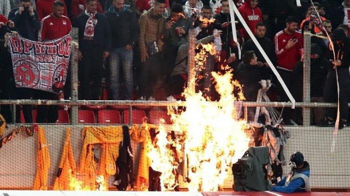 Ντου οπαδών του Ολυμπιακού στο «Καραϊσκάκη»! | panathinaikos24.gr Ντου οπαδών του Ολυμπιακού στο «Καραϊσκάκη»! | panathinaikos24.gr