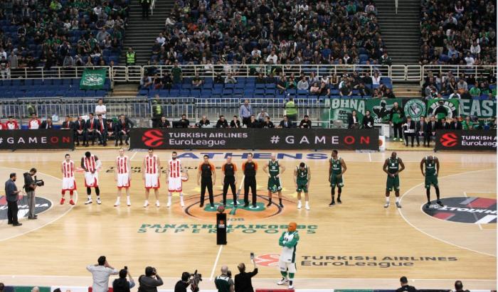 Δύο υπέροχα στιγμιότυπα από το ΟΑΚΑ με φόντο την «πράσινη» σημαία! (pics) | panathinaikos24.gr Δύο υπέροχα στιγμιότυπα από το ΟΑΚΑ με φόντο την «πράσινη» σημαία! (pics) | panathinaikos24.gr