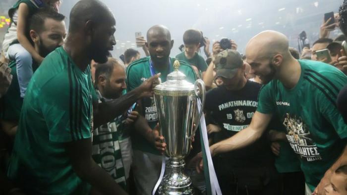 Απάντησε για το μέλλον του ο Σίνγκλετον! | panathinaikos24.gr Απάντησε για το μέλλον του ο Σίνγκλετον! | panathinaikos24.gr