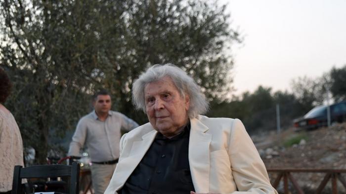 Στο νοσοκομείο λόγω καρδιακού επεισοδίου ο Θεοδωράκης | panathinaikos24.gr Στο νοσοκομείο λόγω καρδιακού επεισοδίου ο Θεοδωράκης | panathinaikos24.gr
