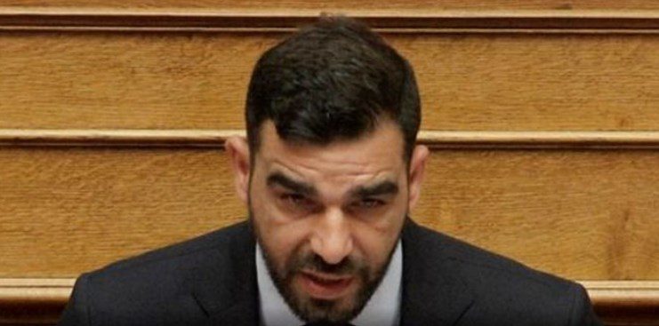 Η πρώτη φωτογραφία του Κωνσταντινέα μετά τον ξυλοδαρμό (pic)