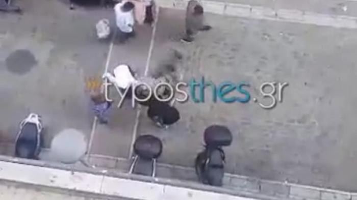 Άγριο ξύλο στο κέντρο της Θεσσαλονίκης (vid) | panathinaikos24.gr Άγριο ξύλο στο κέντρο της Θεσσαλονίκης (vid) | panathinaikos24.gr