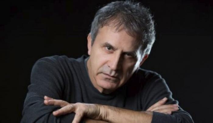 «Λύγισε» στον «αέρα» ο Νταλάρας: Τα δάκρυα και το «χαστούκι» στο μικρόφωνο (vid) | panathinaikos24.gr «Λύγισε» στον «αέρα» ο Νταλάρας: Τα δάκρυα και το «χαστούκι» στο μικρόφωνο (vid) | panathinaikos24.gr