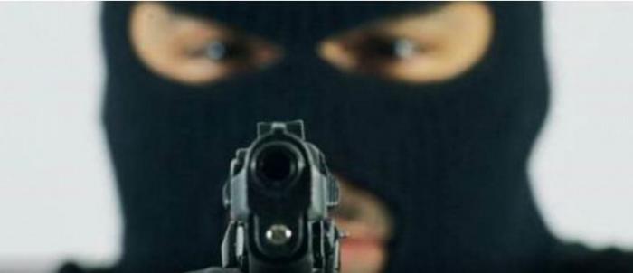 Νύχτα τρόμου για δημοσιογράφο: Ληστής την έδεσε και τη χτύπησε μπροστά στο παιδί της | panathinaikos24.gr Νύχτα τρόμου για δημοσιογράφο: Ληστής την έδεσε και τη χτύπησε μπροστά στο παιδί της | panathinaikos24.gr