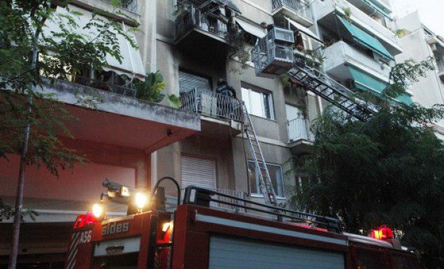 Πυρκαγιά σε διαμέρισμα στο Μαρούσι – Έχουν εγκλωβιστεί τρία άτομα | panathinaikos24.gr Πυρκαγιά σε διαμέρισμα στο Μαρούσι – Έχουν εγκλωβιστεί τρία άτομα | panathinaikos24.gr