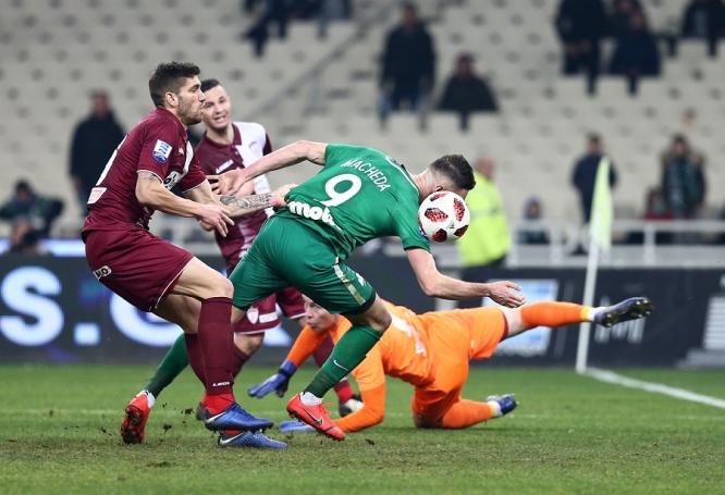 Τα ψέματα του διαιτητή για τη φάση του πέναλτι στον Μακεντα στο τέλος! | panathinaikos24.gr Τα ψέματα του διαιτητή για τη φάση του πέναλτι στον Μακεντα στο τέλος! | panathinaikos24.gr