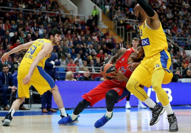 ΒΟΜΒΑ της Μακάμπι στην έδρα της ΤΣΣΚΑ! | panathinaikos24.gr ΒΟΜΒΑ της Μακάμπι στην έδρα της ΤΣΣΚΑ! | panathinaikos24.gr