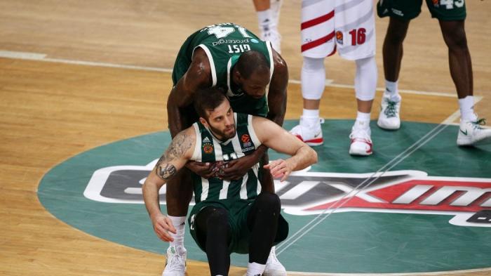 Συγκινητικό «αντίο» από Παππά σε Γκιστ (pic) | panathinaikos24.gr Συγκινητικό «αντίο» από Παππά σε Γκιστ (pic) | panathinaikos24.gr