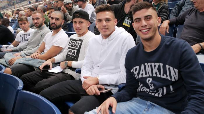 Χατζηγιοβάνης, Μπουζούκης και… Θύρα 13 σε παράνοια! | panathinaikos24.gr Χατζηγιοβάνης, Μπουζούκης και… Θύρα 13 σε παράνοια! | panathinaikos24.gr