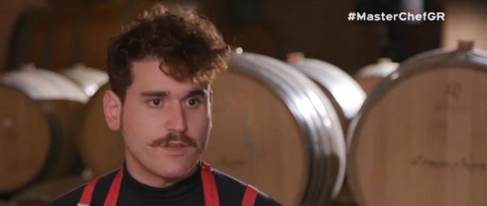 «Κουρούμπελο» στο μεθύσι ο Παντελής του MasterChef, έλεγε ότι είναι αλλού (vid) | panathinaikos24.gr «Κουρούμπελο» στο μεθύσι ο Παντελής του MasterChef, έλεγε ότι είναι αλλού (vid) | panathinaikos24.gr