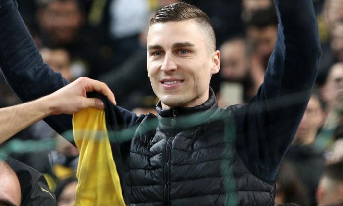 Ο Βράνιες έντυσε κλόουν τον Ουάρντα (pic) | panathinaikos24.gr Ο Βράνιες έντυσε κλόουν τον Ουάρντα (pic) | panathinaikos24.gr