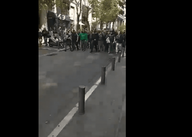 Θύρα 13 στους δρόμους της Αθήνας: «Κι αν έφυγαν ο Παύλος κι ο Θανάσης…» (vid) | panathinaikos24.gr Θύρα 13 στους δρόμους της Αθήνας: «Κι αν έφυγαν ο Παύλος κι ο Θανάσης…» (vid) | panathinaikos24.gr