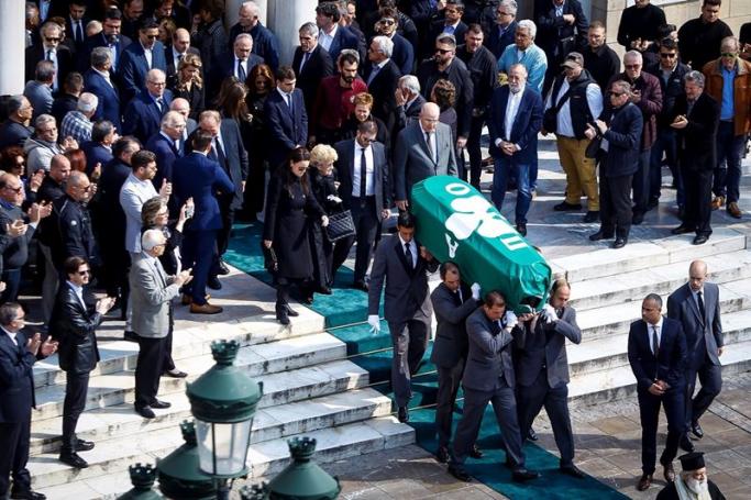 Ανατριχιαστικό βίντεο: Το ύστατο χαίρε στον Θανάση Γιαννακόπουλο (vid) | panathinaikos24.gr Ανατριχιαστικό βίντεο: Το ύστατο χαίρε στον Θανάση Γιαννακόπουλο (vid) | panathinaikos24.gr