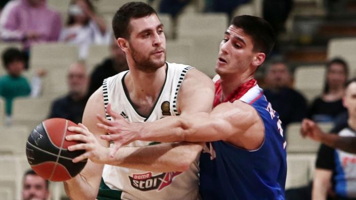 Η αποθέωση του fair play από τον Παπαγιάννη στον 18χρονο Χουγκάζ (vid) | panathinaikos24.gr Η αποθέωση του fair play από τον Παπαγιάννη στον 18χρονο Χουγκάζ (vid) | panathinaikos24.gr