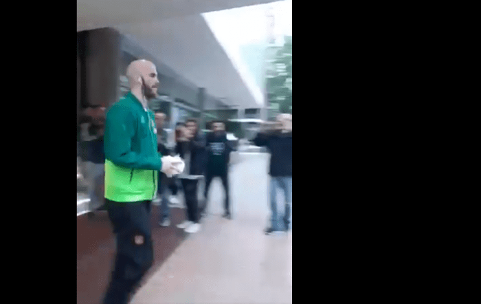Έφυγε από το ξενοδοχείο για το γήπεδο ο Παναθηναϊκός (vid) | panathinaikos24.gr Έφυγε από το ξενοδοχείο για το γήπεδο ο Παναθηναϊκός (vid) | panathinaikos24.gr