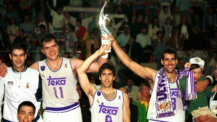 «Πάμε να το πάρουμε!»: Όταν οι παίκτες του ΠΑΟ αγνόησαν τον προπονητή τους και «καθάρισαν» τη Ρεάλ | panathinaikos24.gr «Πάμε να το πάρουμε!»: Όταν οι παίκτες του ΠΑΟ αγνόησαν τον προπονητή τους και «καθάρισαν» τη Ρεάλ | panathinaikos24.gr