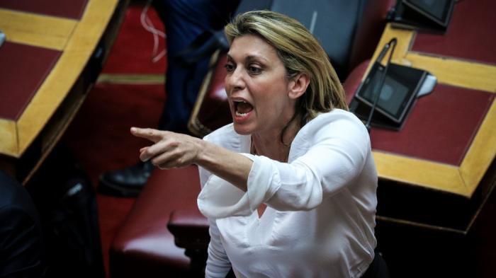 «Χαμός» στην Βουλή ανάμεσα σε Βασιλειάδη και Καραμανλή | panathinaikos24.gr «Χαμός» στην Βουλή ανάμεσα σε Βασιλειάδη και Καραμανλή | panathinaikos24.gr
