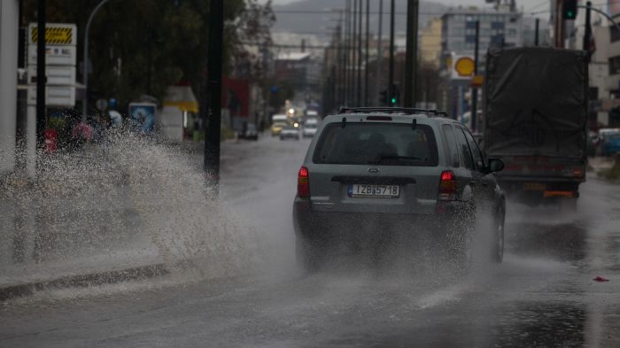 Άγριο μπουρίνι στην Αττική – Ισχυρή καταιγίδα με κεραυνούς! | panathinaikos24.gr Άγριο μπουρίνι στην Αττική – Ισχυρή καταιγίδα με κεραυνούς! | panathinaikos24.gr