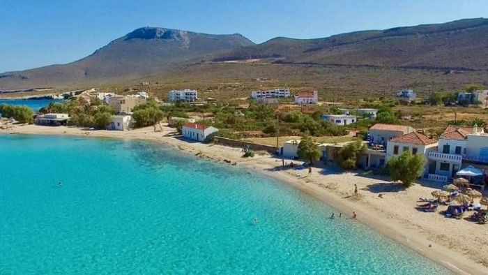 Έριξε τις τιμές και σάρωσε: Το νησί που μάζεψε όλο τον κόσμο φέτος είναι η έκπληξη του καλοκαιριού (Pics) | panathinaikos24.gr Έριξε τις τιμές και σάρωσε: Το νησί που μάζεψε όλο τον κόσμο φέτος είναι η έκπληξη του καλοκαιριού (Pics) | panathinaikos24.gr