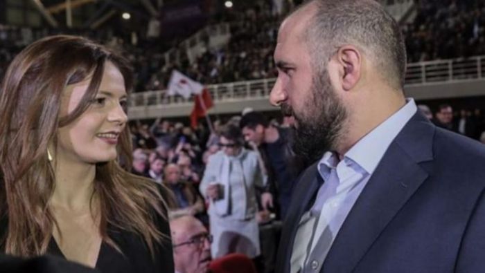 Η απάντηση Τσίπρα για τη σχέση Αχτσιόγλου- Τζανακόπουλου | panathinaikos24.gr Η απάντηση Τσίπρα για τη σχέση Αχτσιόγλου- Τζανακόπουλου | panathinaikos24.gr