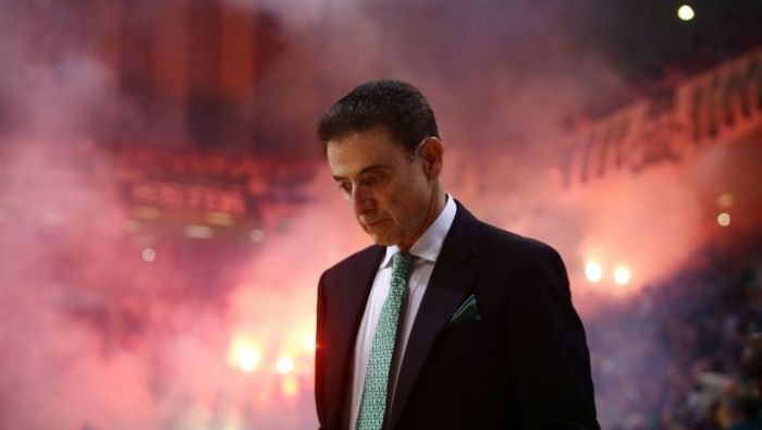 Πιτίνο: «Εντυπωσιασμένος από την καλοσύνη των Ελλήνων (pic) | panathinaikos24.gr Πιτίνο: «Εντυπωσιασμένος από την καλοσύνη των Ελλήνων (pic) | panathinaikos24.gr