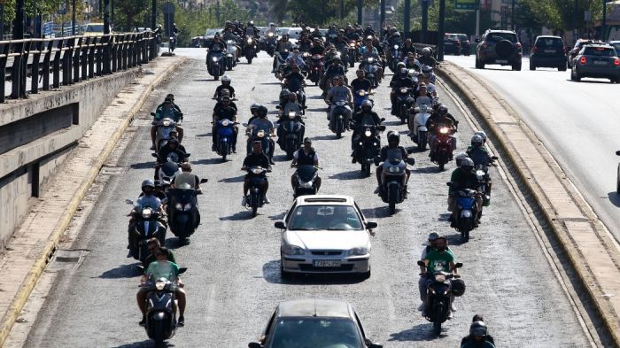 Αποκλειστικά βίντεο από τη μηχανοκίνητη πορεία των Παναθηναϊκών! | panathinaikos24.gr Αποκλειστικά βίντεο από τη μηχανοκίνητη πορεία των Παναθηναϊκών! | panathinaikos24.gr