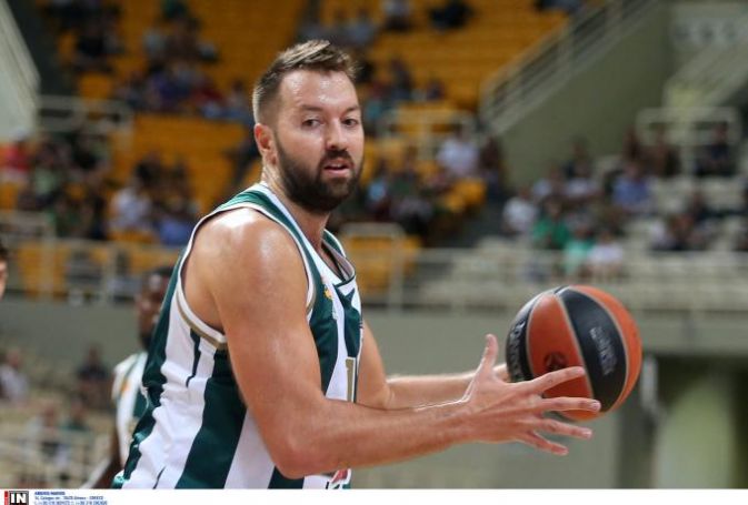 Το… χορευτικό του Ίαν Βουγιούκα (vid) | panathinaikos24.gr Το… χορευτικό του Ίαν Βουγιούκα (vid) | panathinaikos24.gr