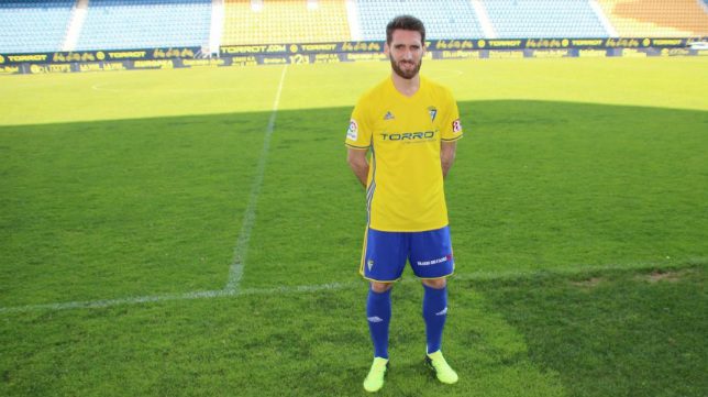 Υπογράφει και ανακοινώνεται ο Φαούστο | panathinaikos24.gr Υπογράφει και ανακοινώνεται ο Φαούστο | panathinaikos24.gr
