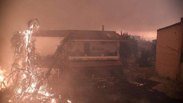 Ανεξέλεγκτη η πυρκαγιά στη Ζάκυνθο – Καίγονται σπίτια! | panathinaikos24.gr Ανεξέλεγκτη η πυρκαγιά στη Ζάκυνθο – Καίγονται σπίτια! | panathinaikos24.gr