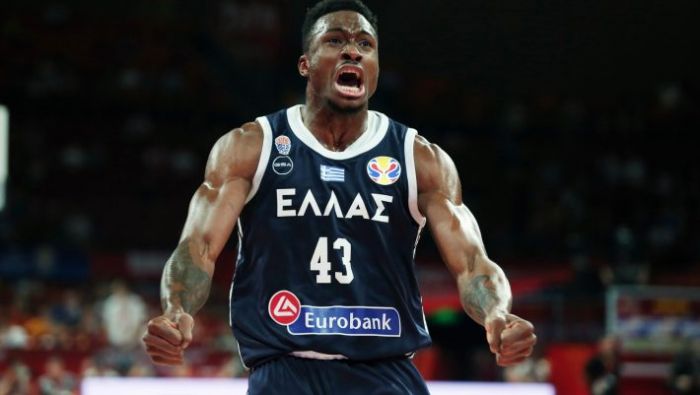 Η φανέλα του Θανάση στους Μπακς (pic) | panathinaikos24.gr Η φανέλα του Θανάση στους Μπακς (pic) | panathinaikos24.gr