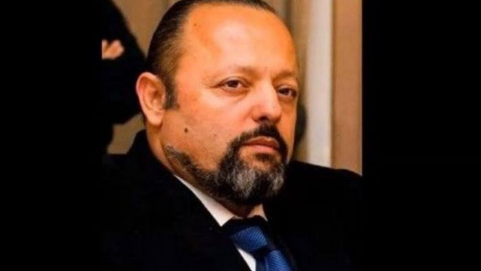 Kοτσίδα και καράφλα: Άλλος άνθρωπος ο Αρτέμης Σώρρας 2 χρόνια μετά τη σύλληψή του (Pics) | panathinaikos24.gr Kοτσίδα και καράφλα: Άλλος άνθρωπος ο Αρτέμης Σώρρας 2 χρόνια μετά τη σύλληψή του (Pics) | panathinaikos24.gr
