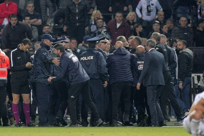 «Διπλό σκάνδαλο – Καταγγέλλει προπηλακισμούς η ΠΑΕ» | panathinaikos24.gr «Διπλό σκάνδαλο – Καταγγέλλει προπηλακισμούς η ΠΑΕ» | panathinaikos24.gr
