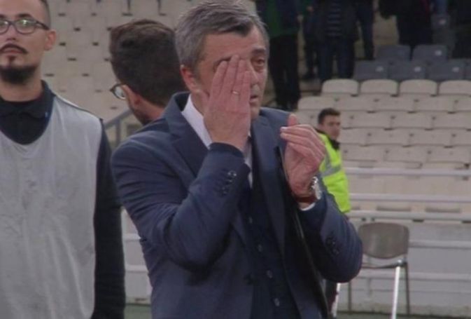 Ο λόγος που ο Παπαβασιλείου ξέσπασε σε κλάματα | panathinaikos24.gr Ο λόγος που ο Παπαβασιλείου ξέσπασε σε κλάματα | panathinaikos24.gr